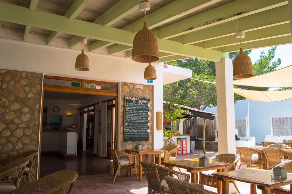 Hostal Mayans Es Pujols Exterior photo